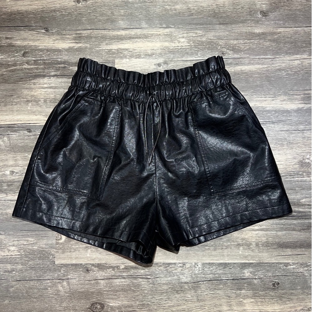 Black Edgy Faux Leather Pull On Shorts Elastic Waist Drawstring Streetwear Small